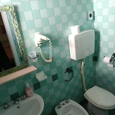 Hotel Anita Sul Lungomare 3*