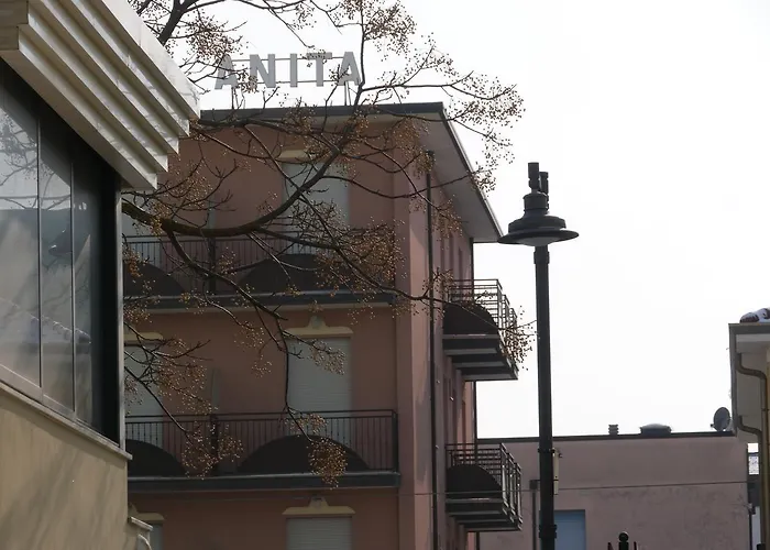 Szálloda Anita Sul Mare 3*